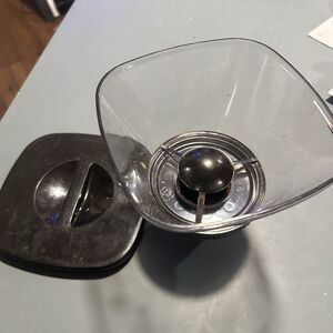 Cuisinart  Automatic Burr Mill Grinder DBM-8 CCM-16PC1 Coffee Bean Hopper